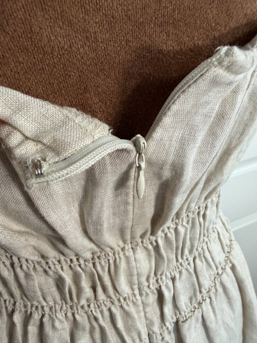 Saks Fifth Avenue 100% Linen Smocked Midi Maxi Dress Pockets Oatmeal Medium - Picture 10 of 10